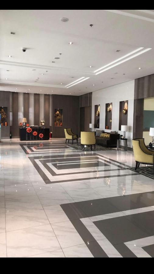 Robles' Unit At 81 Newport Boulevard Manila Luaran gambar